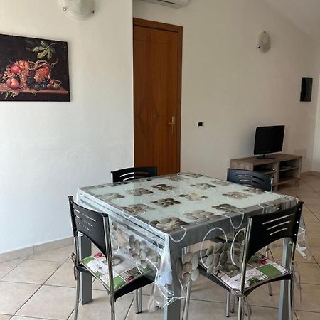 A Casa Di Olivia Apartment Girasole Luaran gambar