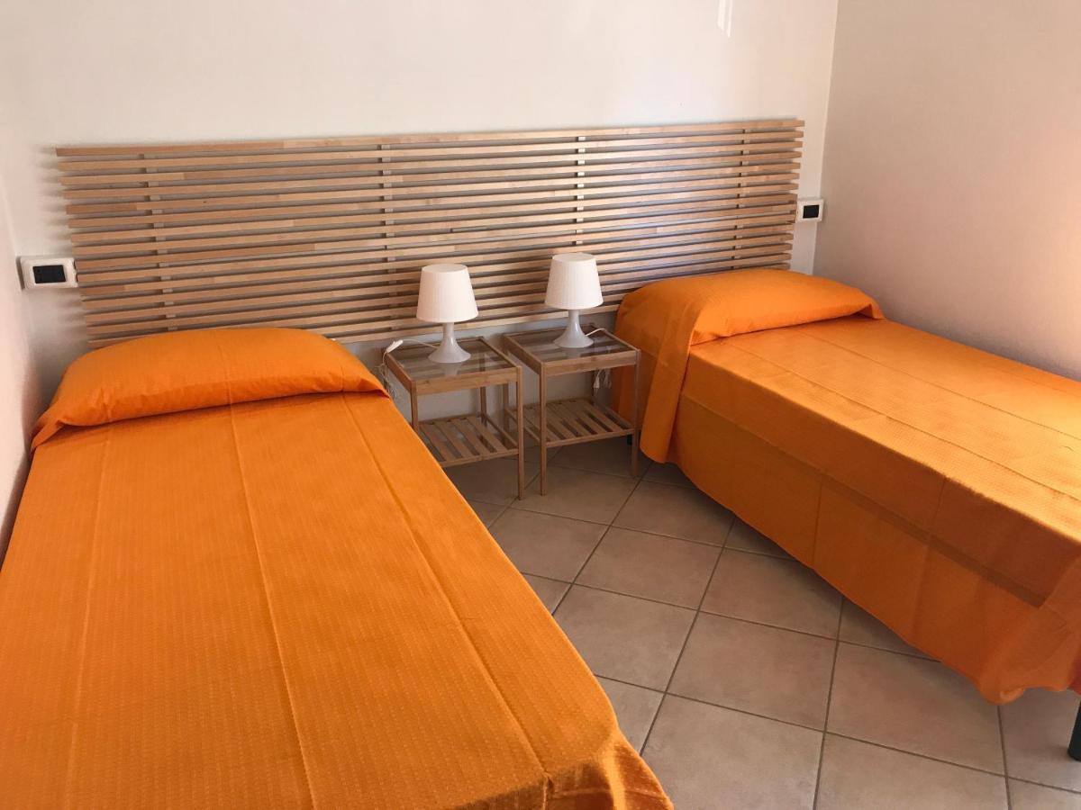 A Casa Di Olivia Apartment Girasole Luaran gambar